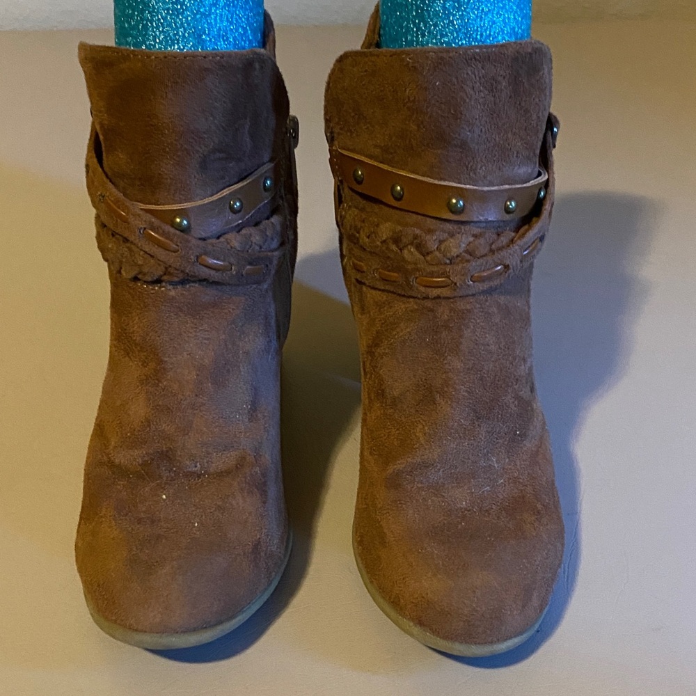 Curfew Brown Suede Braided-Trim Ankle Booties